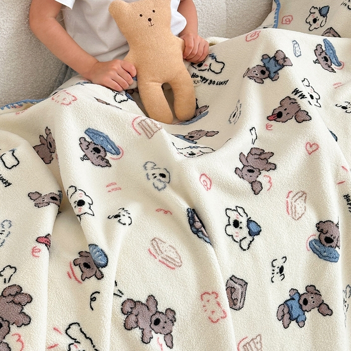 91家纺网 家纺一手货源 找家纺 嗨生活 2025新款雪粒绒双面绒贝壳边锁边居家办公多功能盖毯幼儿园毛毯儿童毛毯推车毯 波比狗