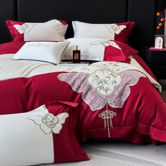 91家纺网 家纺一手货源 找家纺 丞音 新中式轻奢风A类长绒棉50s双股100支贡缎绣花全棉被套刺绣纯棉四件套床笠高档礼盒包装 竹叶清风-千禧红