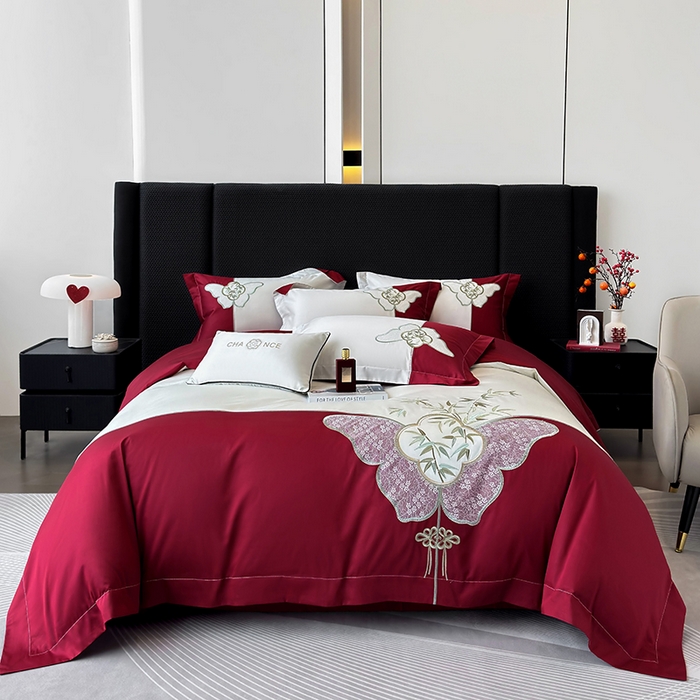 91家纺网 家纺一手货源 找家纺 丞音 新中式轻奢风A类长绒棉50s双股100支贡缎绣花全棉被套刺绣纯棉四件套床笠高档礼盒包装 竹叶清风-千禧红