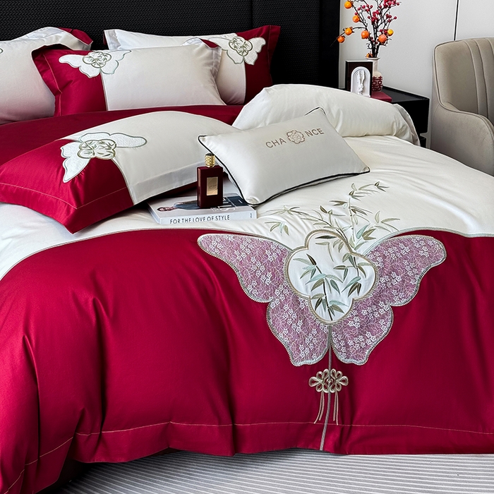 91家纺网 家纺一手货源 找家纺 丞音 新中式轻奢风A类长绒棉50s双股100支贡缎绣花全棉被套刺绣纯棉四件套床笠高档礼盒包装 竹叶清风-千禧红