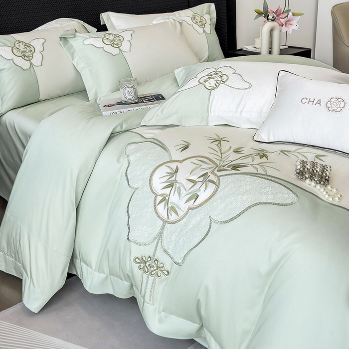 91家纺网 家纺一手货源 找家纺 丞音 新中式轻奢风A类长绒棉50s双股100支贡缎绣花全棉被套刺绣纯棉四件套床笠高档礼盒包装 竹叶清风-清新绿
