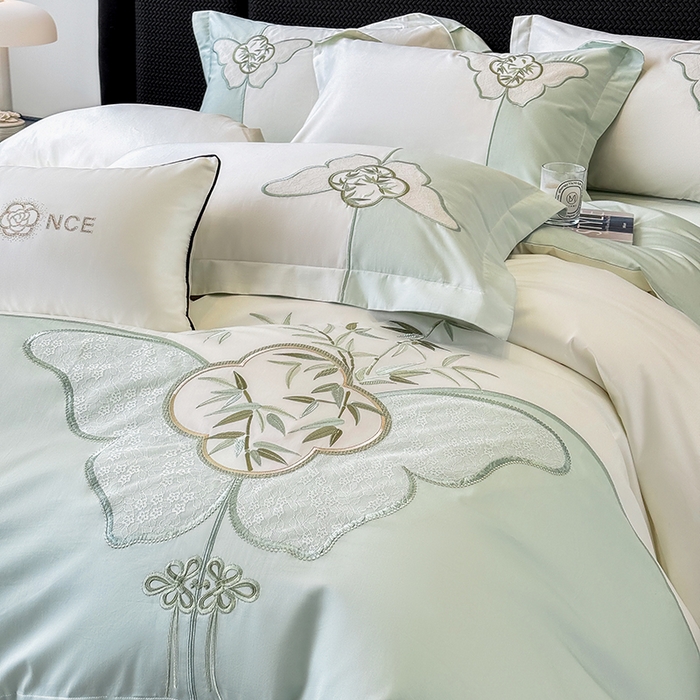 91家纺网 家纺一手货源 找家纺 丞音 新中式轻奢风A类长绒棉50s双股100支贡缎绣花全棉被套刺绣纯棉四件套床笠高档礼盒包装 竹叶清风-清新绿