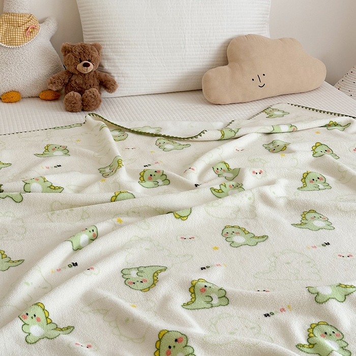 91家纺网 家纺一手货源 找家纺 嗨生活 2025新款雪粒绒双面绒贝壳边锁边居家办公多功能盖毯幼儿园毛毯儿童毛毯推车毯 恐龙伙伴