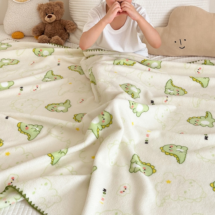 91家纺网 家纺一手货源 找家纺 嗨生活 2025新款雪粒绒双面绒贝壳边锁边居家办公多功能盖毯幼儿园毛毯儿童毛毯推车毯 恐龙伙伴