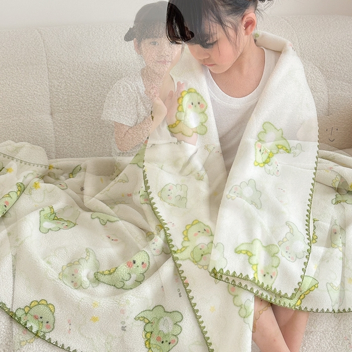 91家纺网 家纺一手货源 找家纺 嗨生活 2025新款雪粒绒双面绒贝壳边锁边居家办公多功能盖毯幼儿园毛毯儿童毛毯推车毯 恐龙伙伴