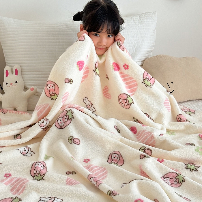 91家纺网 家纺一手货源 找家纺 嗨生活 2025新款雪粒绒双面绒贝壳边锁边居家办公多功能盖毯幼儿园毛毯儿童毛毯推车毯 甜心小兔