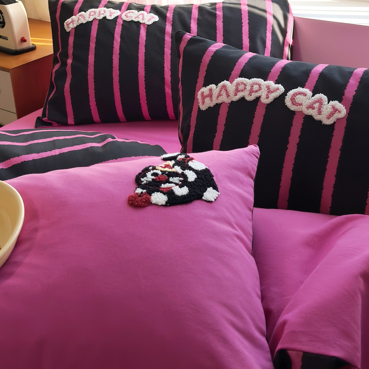 91家纺网 家纺一手货源 找家纺 怡家居 2025新款全棉纯棉磨毛绣花四件套-普通款 魔法喵