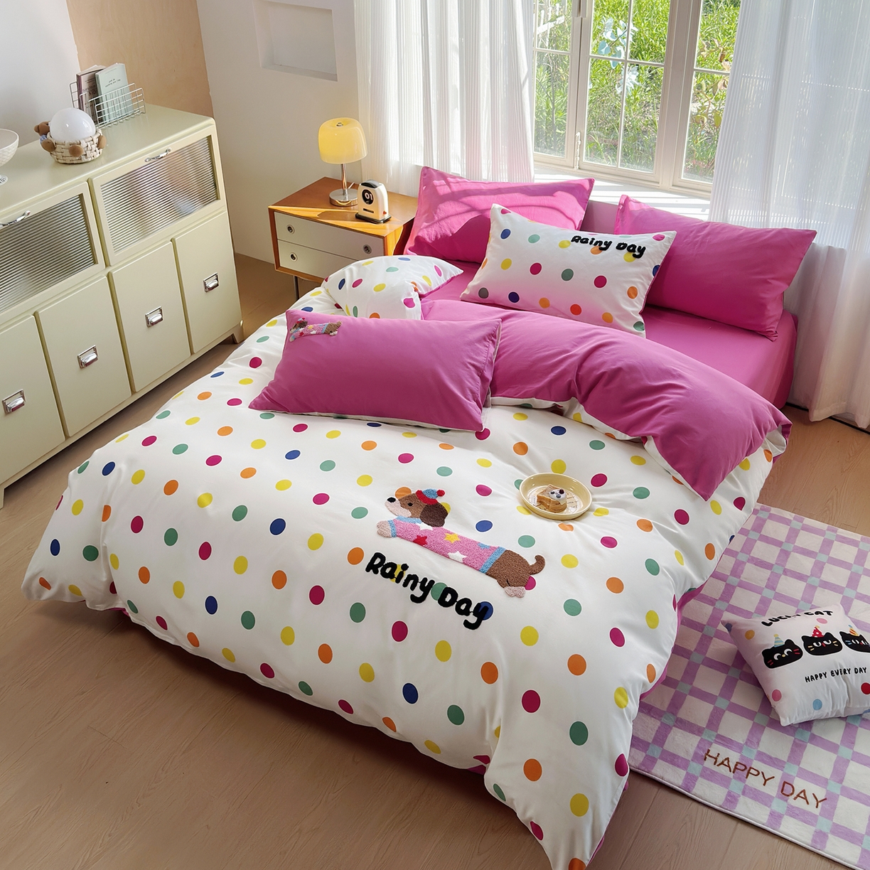 91家纺网 家纺一手货源 找家纺 怡家居 2025新款全棉纯棉磨毛绣花四件套-普通款 彩虹狗狗