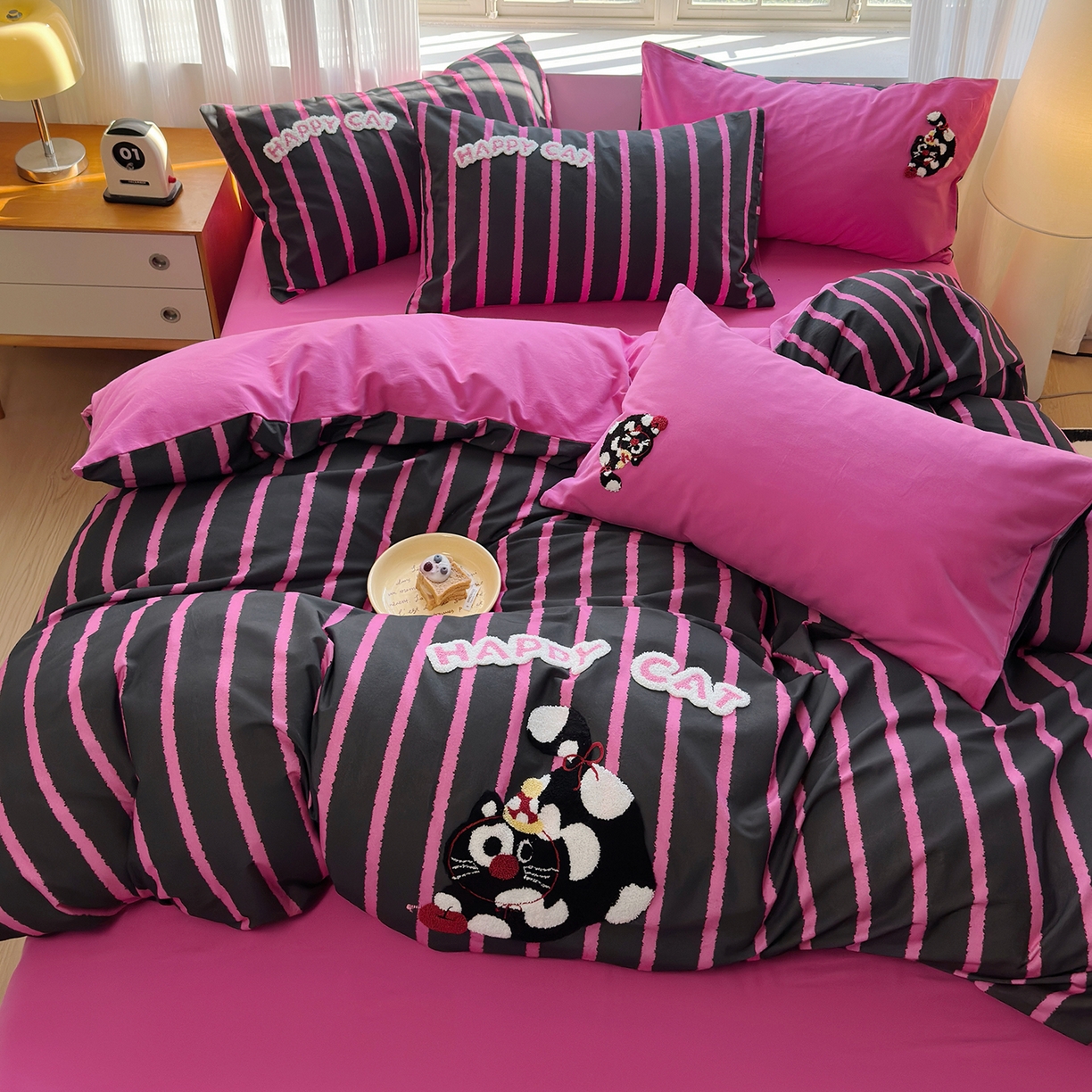 91家纺网 家纺一手货源 找家纺 怡家居 2025新款全棉纯棉磨毛绣花四件套-普通款 魔法喵