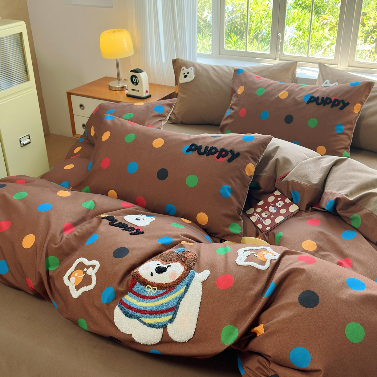 91家纺网 家纺一手货源 找家纺 怡家居 2025新款全棉纯棉磨毛绣花四件套-普通款 七彩小熊