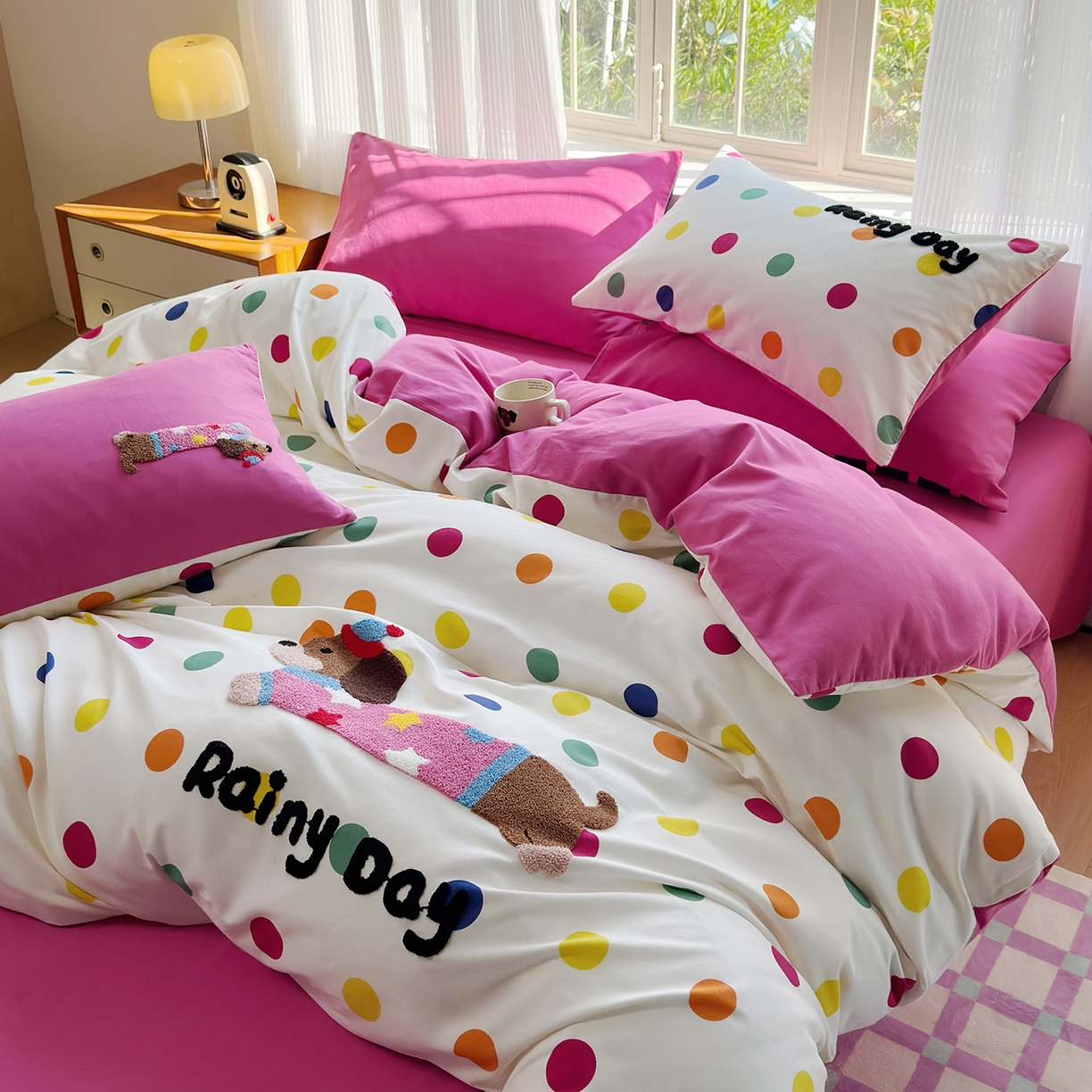 91家纺网 家纺一手货源 找家纺 怡家居 2025新款全棉纯棉磨毛绣花四件套-普通款 彩虹狗狗