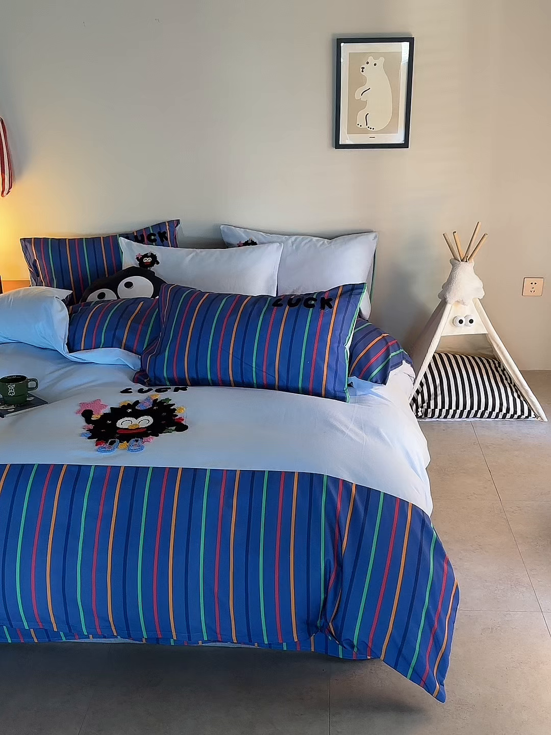 91家纺网 家纺一手货源 找家纺 怡家居 2025新款全棉纯棉磨毛绣花四件套-拼接款 五彩小煤球-蓝