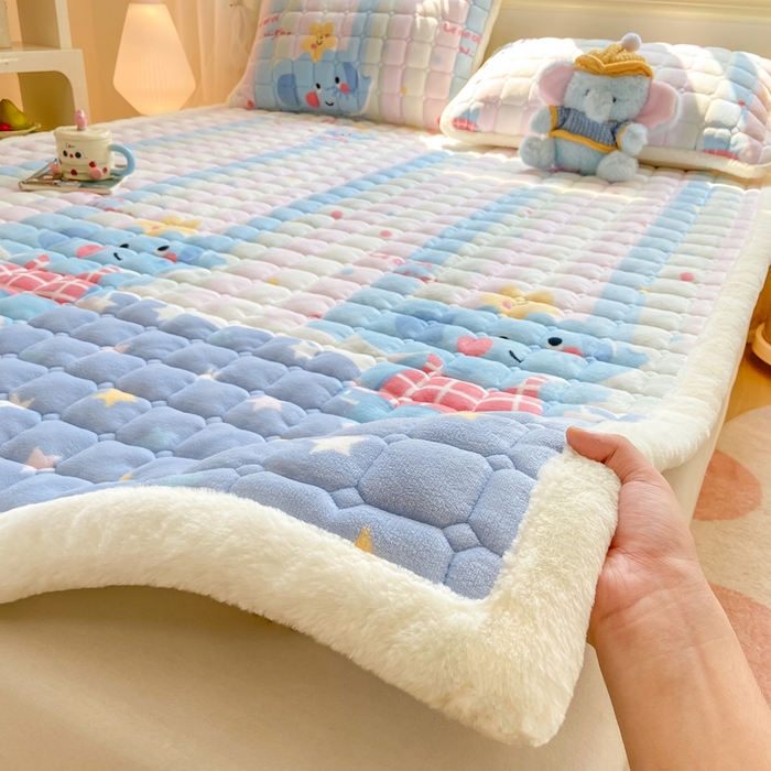 家喜爱 2025新款亲肤牛奶绒加厚床垫-成人款 条纹小象