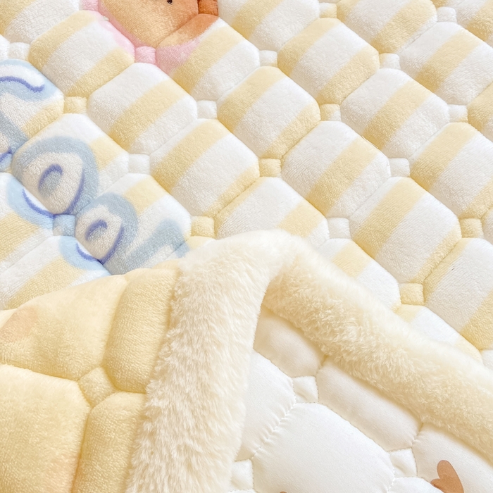 91家纺网 家纺一手货源 找家纺 家喜爱 2025新款亲肤牛奶绒加厚床垫-成人款 萌宠狗