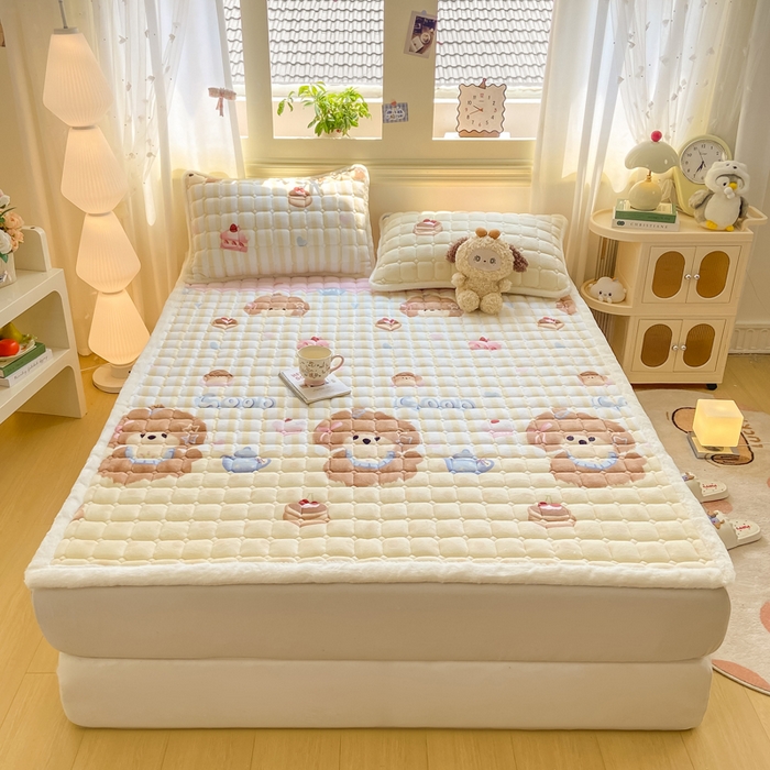 91家纺网 家纺一手货源 找家纺 家喜爱 2025新款亲肤牛奶绒加厚床垫-成人款 萌宠狗