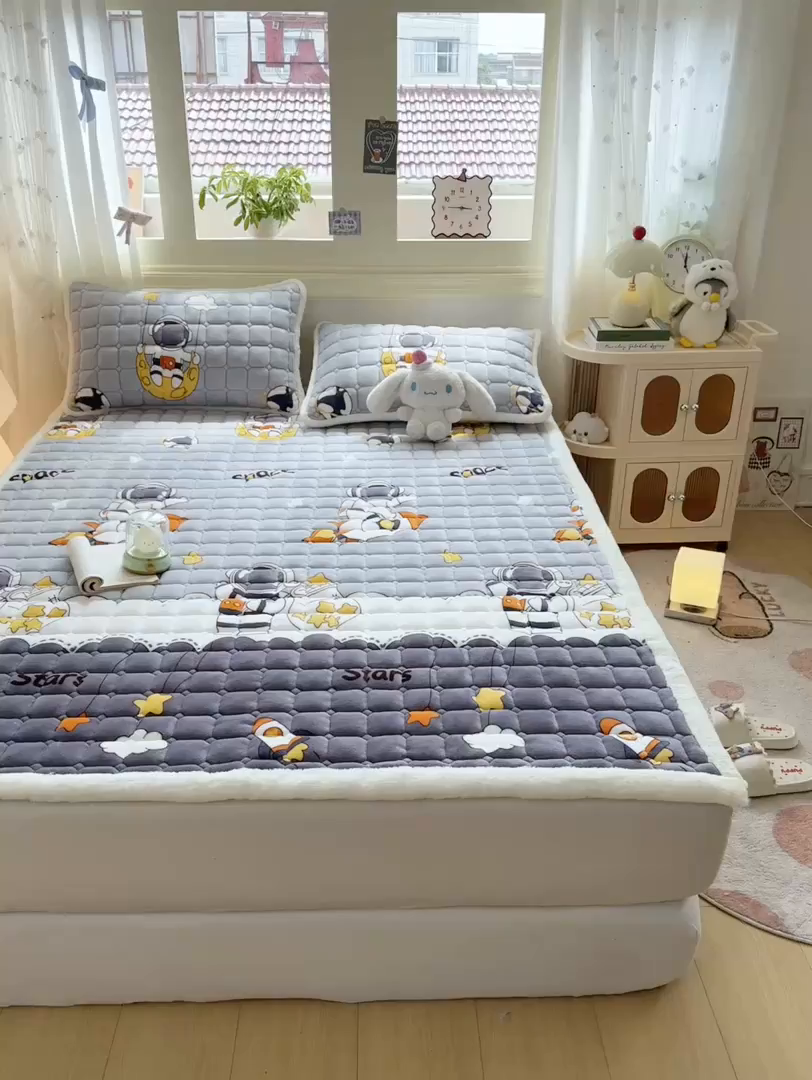 91家纺网 家纺一手货源 找家纺 （总）家喜爱 2025新款亲肤牛奶绒加厚床垫-成人款