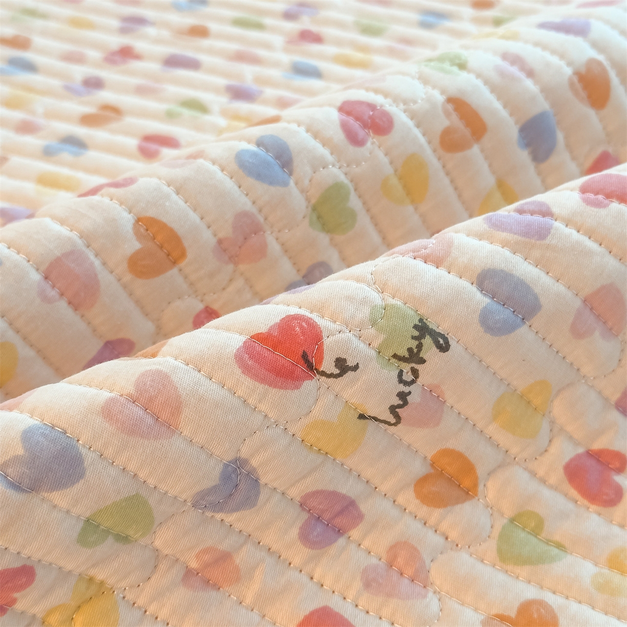 91家纺网 家纺一手货源 找家纺 恒爱家纺 2025新款全棉宝宝绒双拼床盖三件套 繁星点点