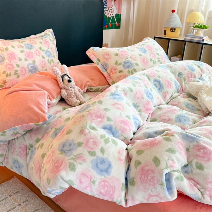 91家纺网 家纺一手货源 找家纺 （总）艾特你 2025新款小清新高克重牛奶绒印花四件套