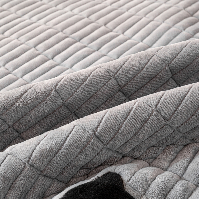 91家纺网 家纺一手货源 找家纺 梦初语 2025新款纯色牛奶绒贴布绣床垫褥冬季加绒加厚防滑学生宿舍 -直播爆款（面料17 猫咪-灰