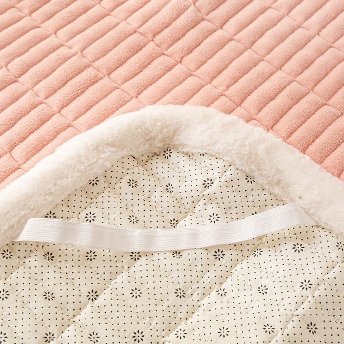 91家纺网 家纺一手货源 找家纺 梦初语 2025新款纯色牛奶绒贴布绣床垫褥冬季加绒加厚防滑学生宿舍 -直播爆款（面料17 小煤球-玉