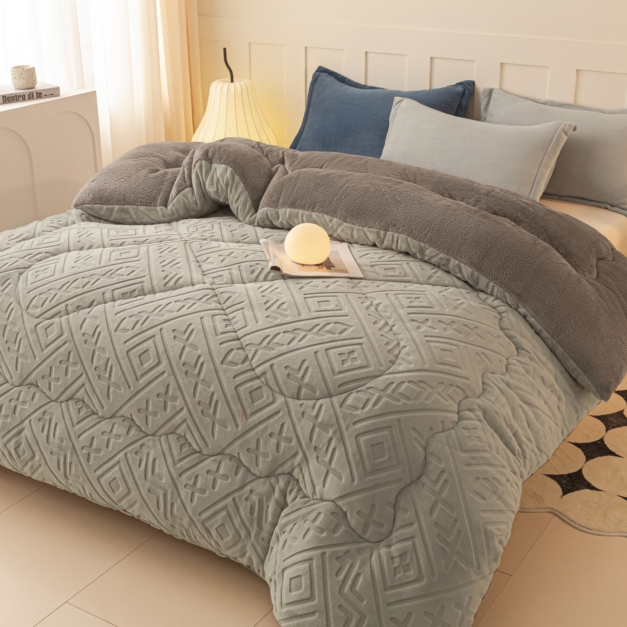 91家纺网 家纺一手货源 找家纺 （总）美澳家纺 2025新款5D雕花绒牛奶绒宝宝绒加厚保暖纯色冬被被子被芯