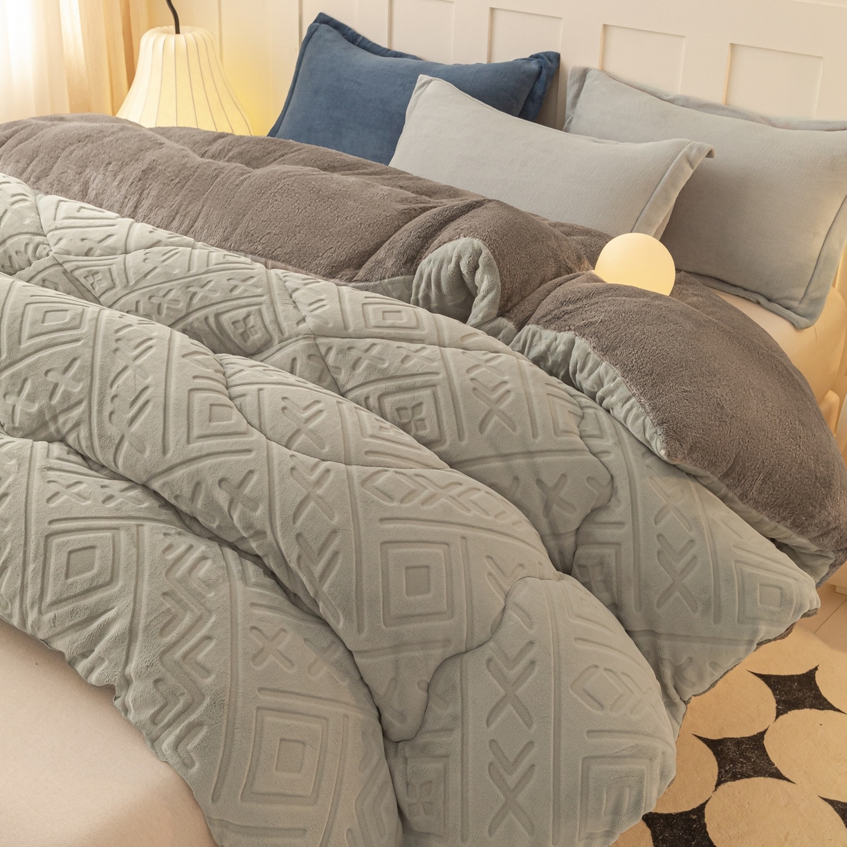 91家纺网 家纺一手货源 找家纺 （总）美澳家纺 2025新款5D雕花绒牛奶绒宝宝绒加厚保暖纯色冬被被子被芯