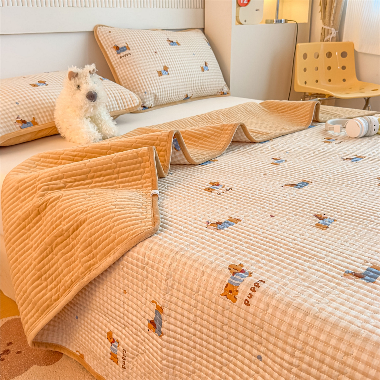 91家纺网 家纺一手货源 找家纺 恒爱家纺 2025新款全棉宝宝绒双拼床盖三件套 好朋友