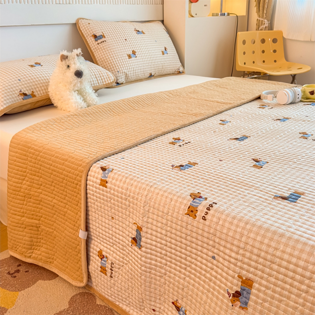 91家纺网 家纺一手货源 找家纺 恒爱家纺 2025新款全棉宝宝绒双拼床盖三件套 好朋友