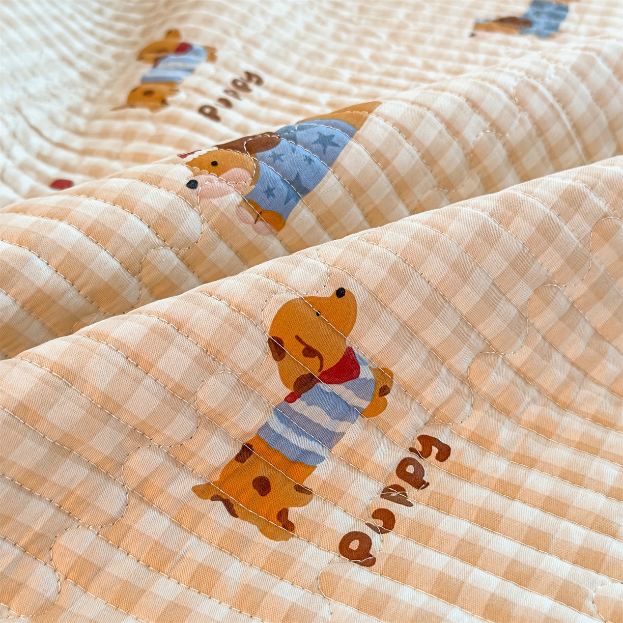 91家纺网 家纺一手货源 找家纺 恒爱家纺 2025新款全棉宝宝绒双拼床盖三件套 好朋友