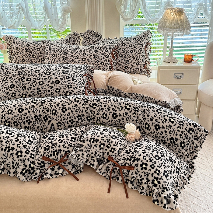 91家纺网 家纺一手货源 找家纺 （总）韩约 2025新款韩式蝴蝶结牛奶绒床单款四件套