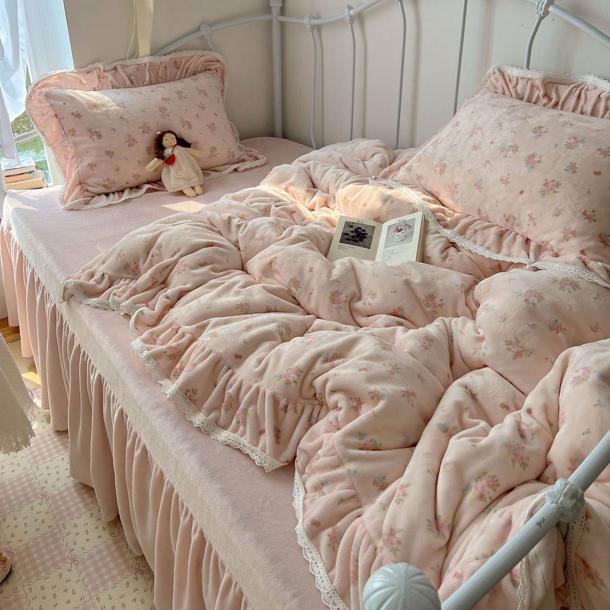 轻奢坊 2025新款牛奶绒韩系小碎花花边款-暖香春野 暖香春野-粉