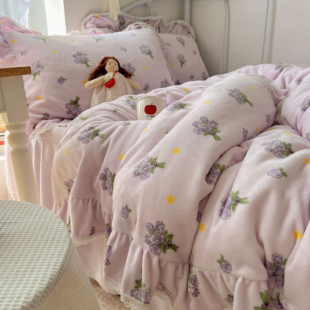 91家纺网 家纺一手货源 找家纺 轻奢坊 2025新款牛奶绒韩系小碎花花边款-暖香春野 暖香春野-紫