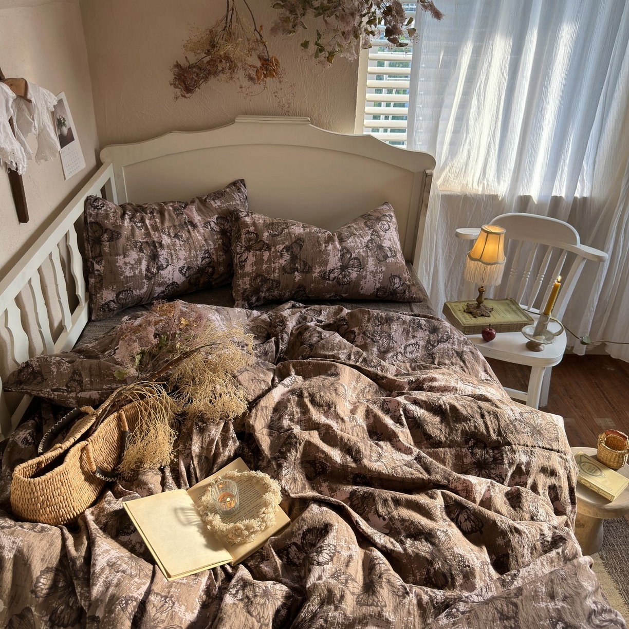 91家纺网 家纺一手货源 找家纺 初念 2025新款1亚麻复古诧季风系列皱皱纱提花四件套(提供买家秀） 诧季风-回忆蝶