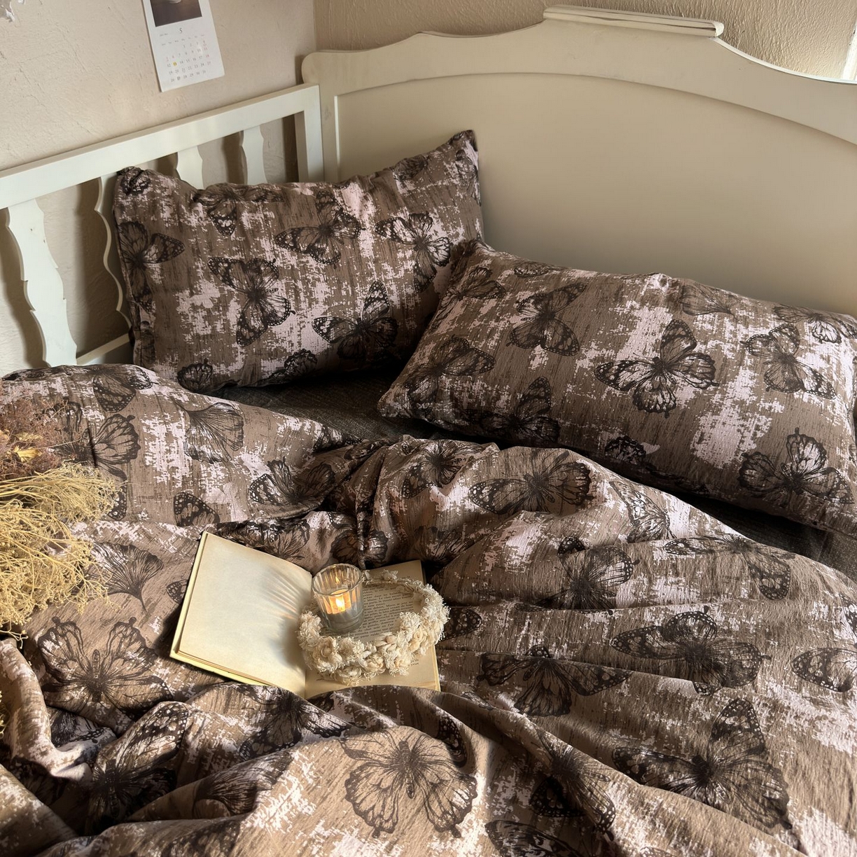 91家纺网 家纺一手货源 找家纺 初念 2025新款1亚麻复古诧季风系列皱皱纱提花四件套(提供买家秀） 诧季风-回忆蝶