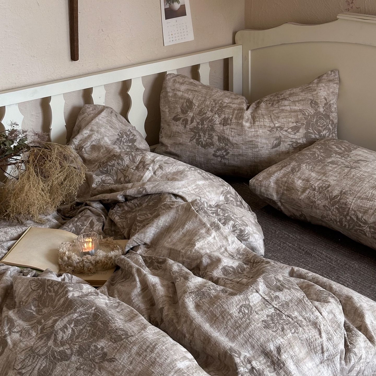 91家纺网 家纺一手货源 找家纺 初念 2025新款1亚麻复古诧季风系列皱皱纱提花四件套(提供买家秀） 诧季风-枯木生花