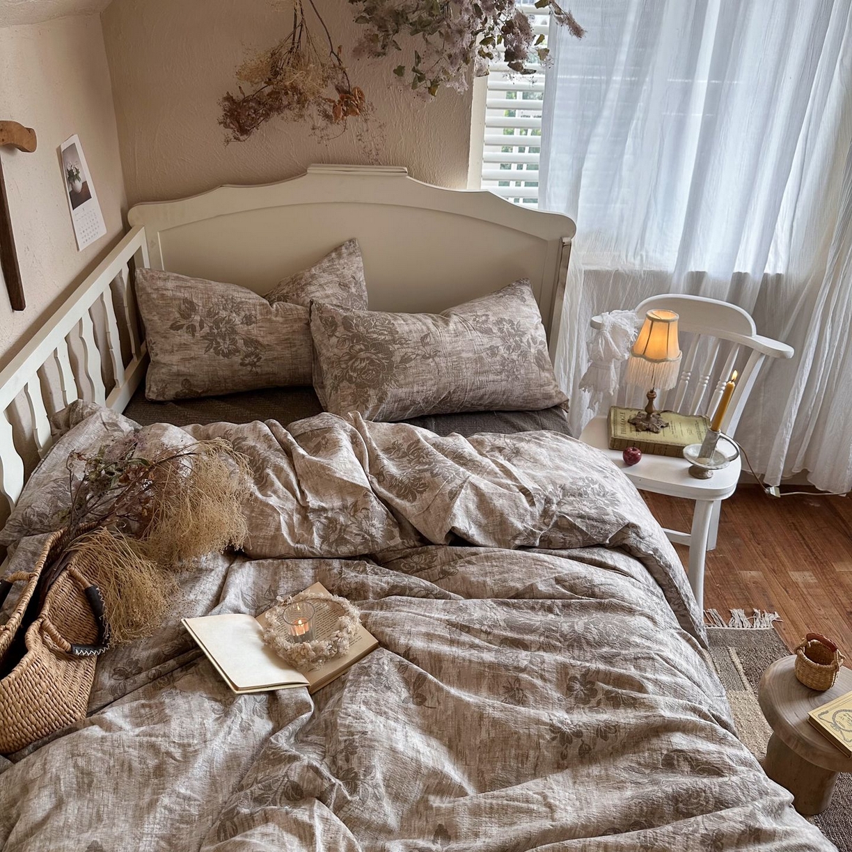 91家纺网 家纺一手货源 找家纺 初念 2025新款1亚麻复古诧季风系列皱皱纱提花四件套(提供买家秀） 诧季风-枯木生花