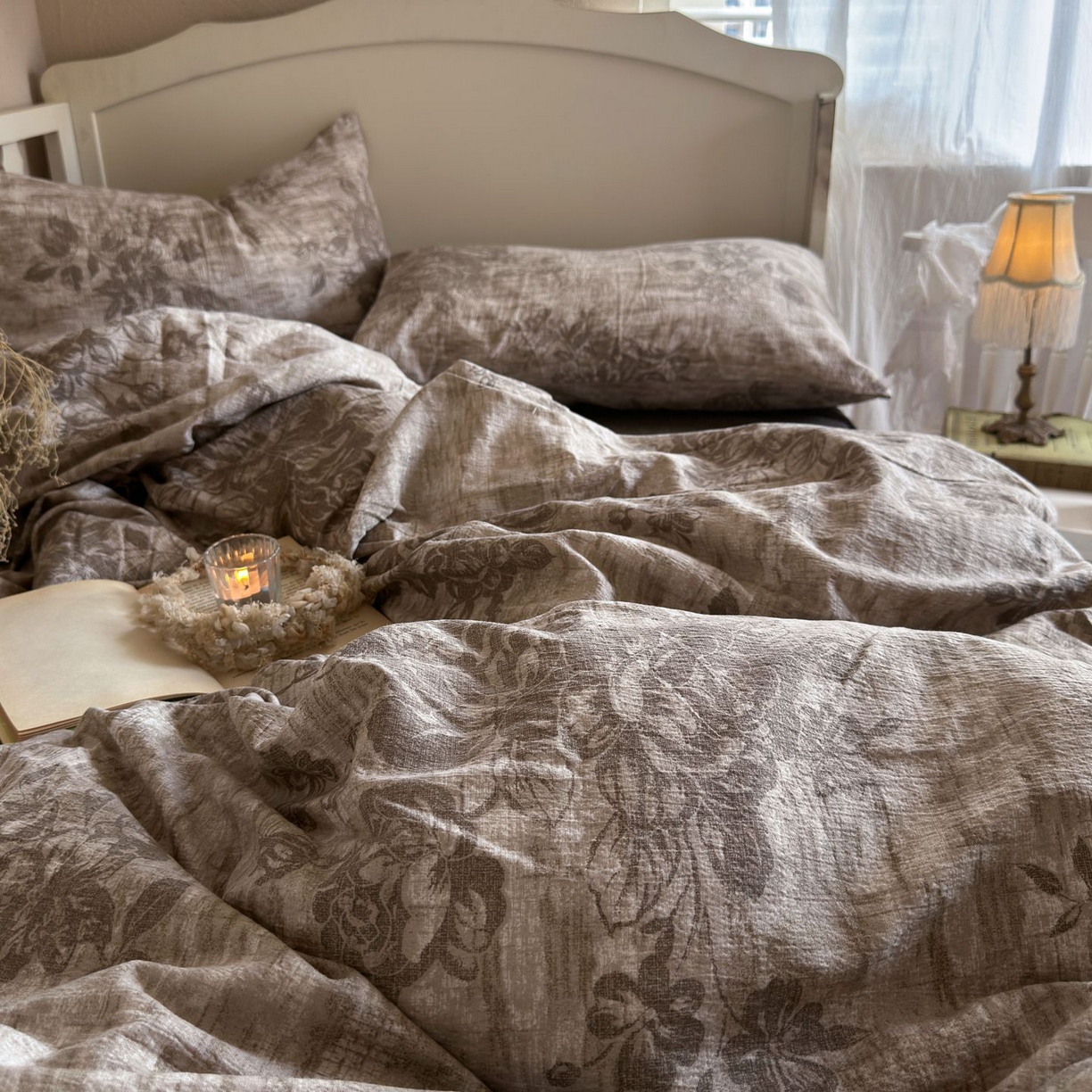 91家纺网 家纺一手货源 找家纺 初念 2025新款1亚麻复古诧季风系列皱皱纱提花四件套(提供买家秀） 诧季风-枯木生花