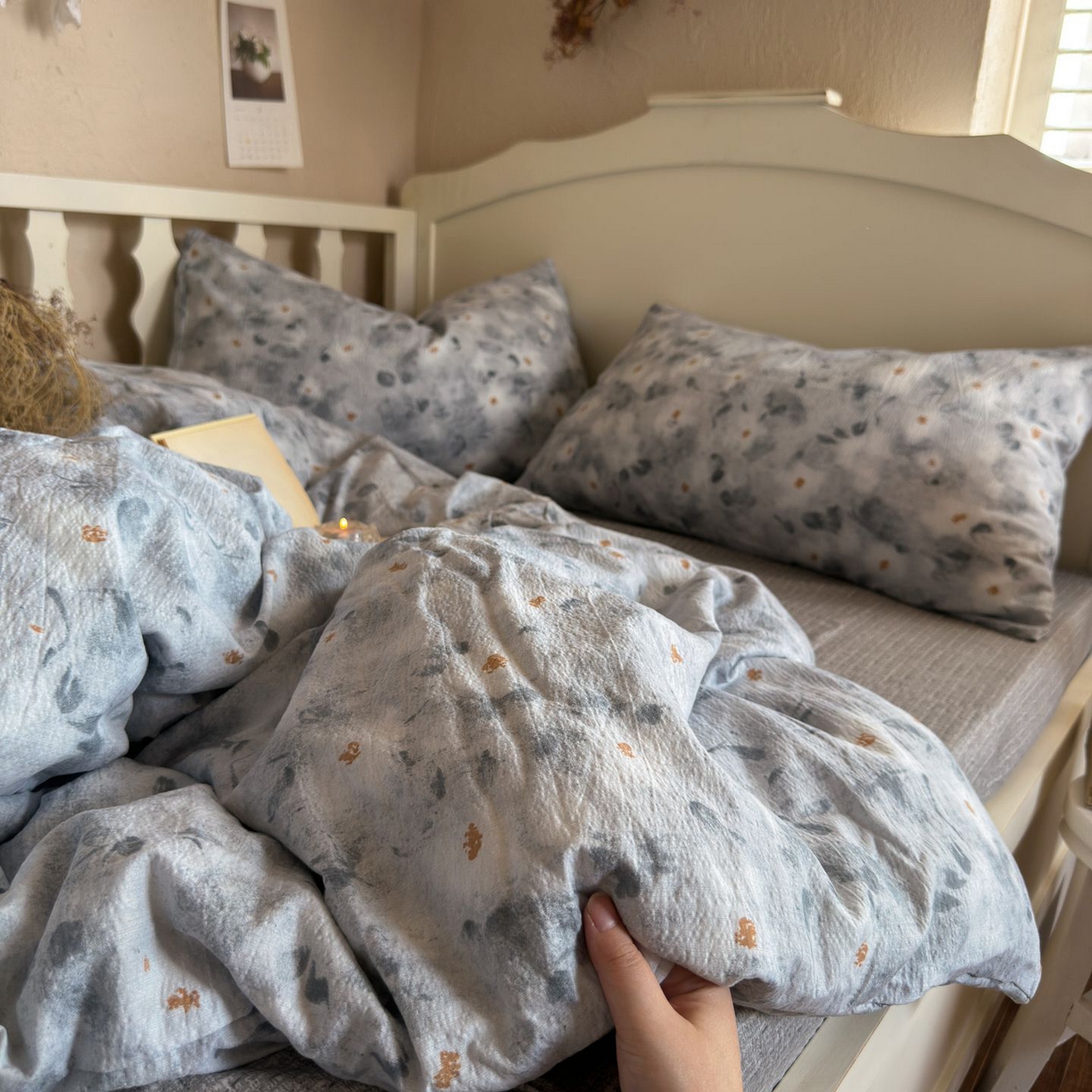 91家纺网 家纺一手货源 找家纺 初念 2025新款1亚麻复古诧季风系列皱皱纱提花四件套(提供买家秀） 诧季风-醉星漓