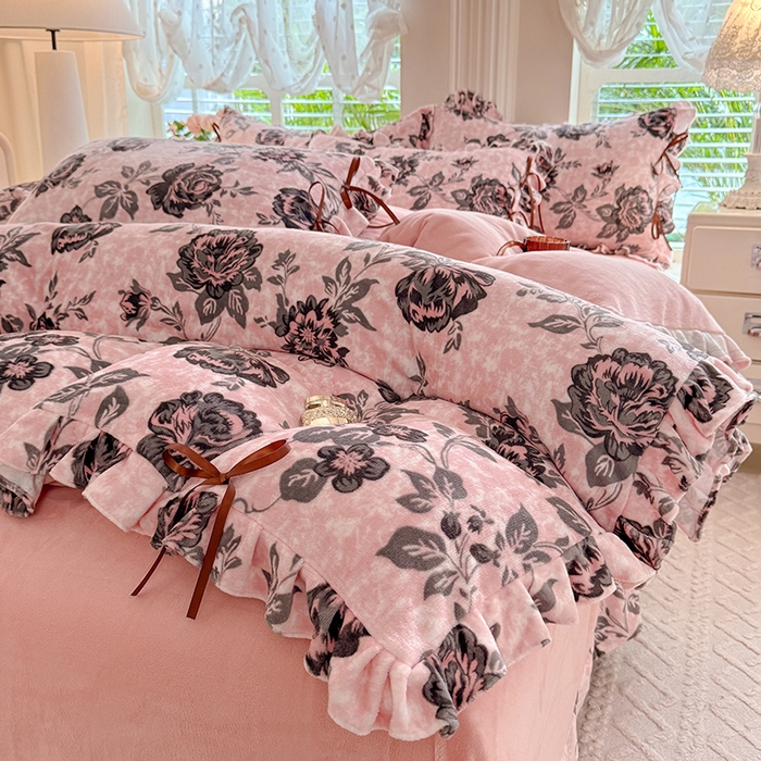 91家纺网 家纺一手货源 找家纺 （总）韩约 2025新款韩式蝴蝶结牛奶绒床单款四件套