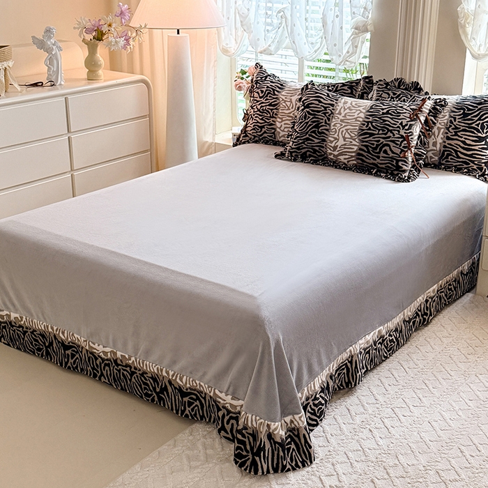 91家纺网 家纺一手货源 找家纺 韩约 2025新款韩式蝴蝶结牛奶绒床单款四件套 斑马纹