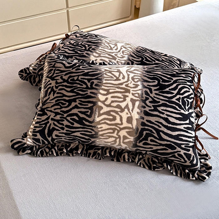 91家纺网 家纺一手货源 找家纺 韩约 2025新款韩式蝴蝶结牛奶绒床单款四件套 斑马纹