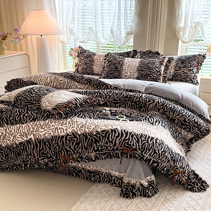 91家纺网 家纺一手货源 找家纺 韩约 2025新款韩式蝴蝶结牛奶绒床单款四件套 斑马纹