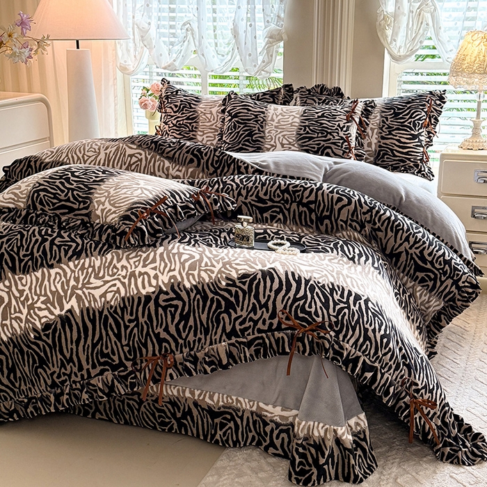 91家纺网 家纺一手货源 找家纺 韩约 2025新款韩式蝴蝶结牛奶绒床单款四件套 斑马纹