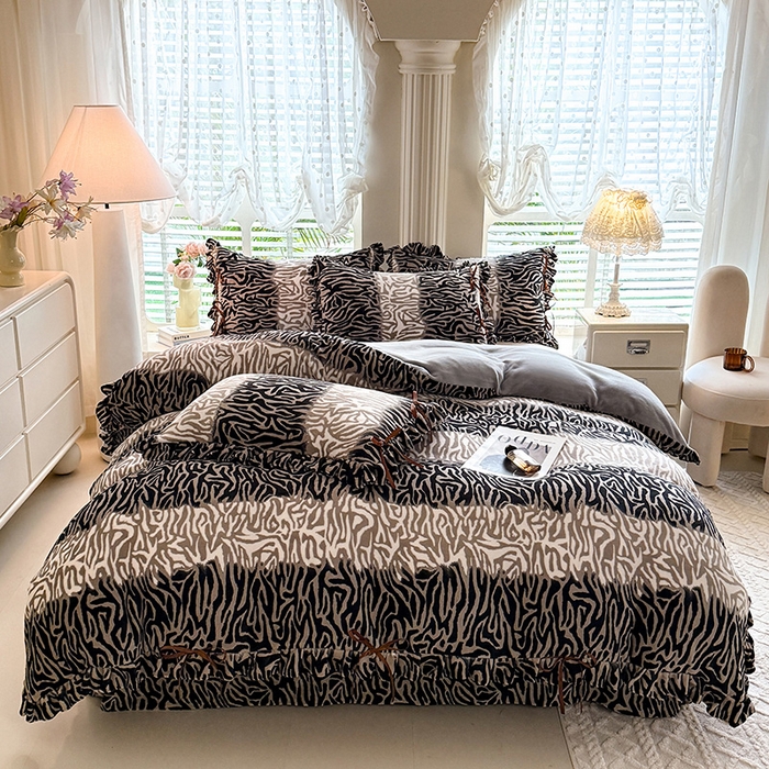 91家纺网 家纺一手货源 找家纺 韩约 2025新款韩式蝴蝶结牛奶绒床单款四件套 斑马纹