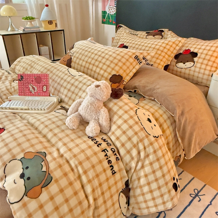 91家纺网 家纺一手货源 找家纺 艾特你 2025新款小清新高克重牛奶绒印花四件套 班尼家族