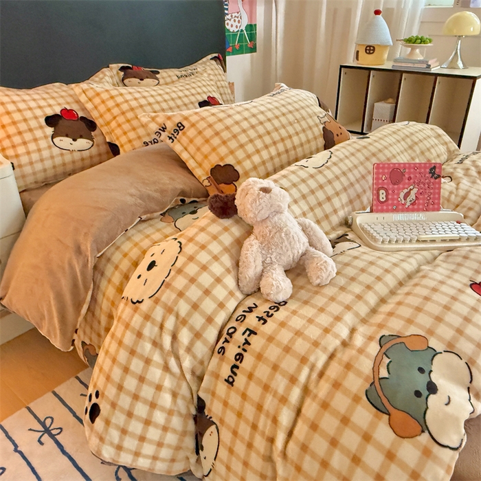 91家纺网 家纺一手货源 找家纺 艾特你 2025新款小清新高克重牛奶绒印花四件套 班尼家族