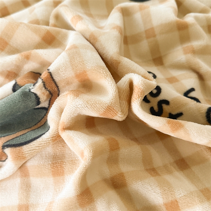 91家纺网 家纺一手货源 找家纺 艾特你 2025新款小清新高克重牛奶绒印花四件套 班尼家族