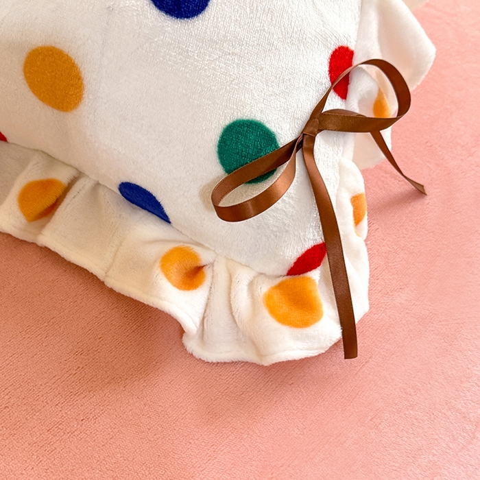 91家纺网 家纺一手货源 找家纺 韩约 2025新款韩式蝴蝶结牛奶绒床单款四件套 彩色波点