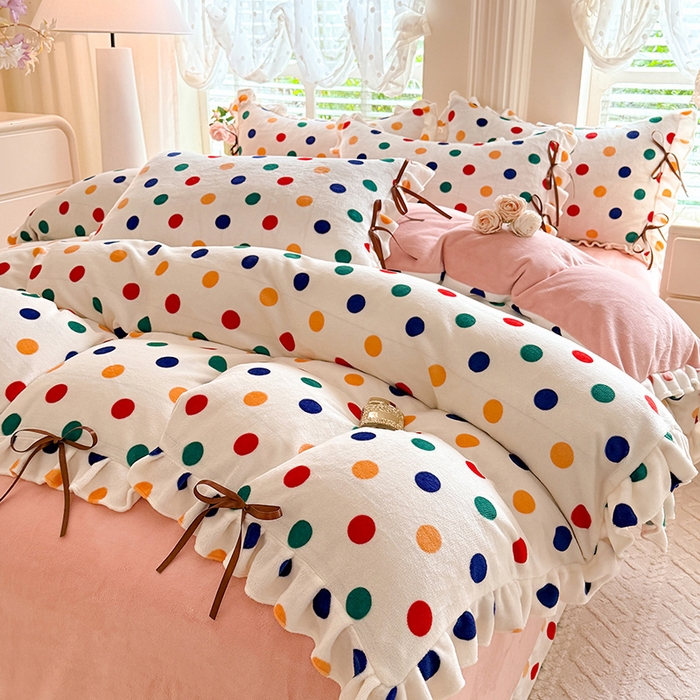 91家纺网 家纺一手货源 找家纺 韩约 2025新款韩式蝴蝶结牛奶绒床单款四件套 彩色波点