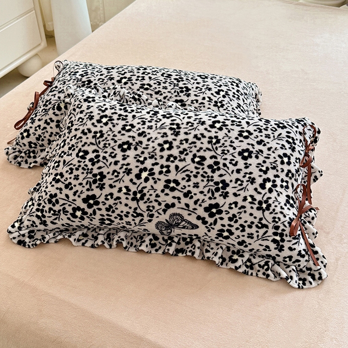 91家纺网 家纺一手货源 找家纺 韩约 2025新款韩式蝴蝶结牛奶绒床单款四件套 蝶花